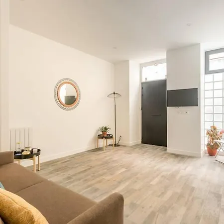 Batignolles Charming And Cozy For 8p Apartment *