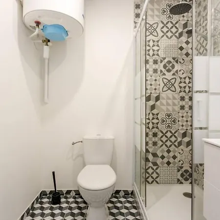 Batignolles Charming And Cozy For 8p Apartment