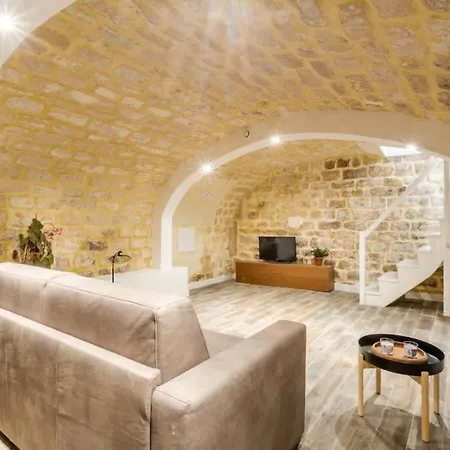Batignolles Charming And Cozy For 8p * Parigi
